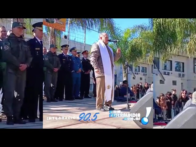 Invocación religiosa a cargo del pastor Mario Waigant y del Cura Párroco, José Zabaleta 