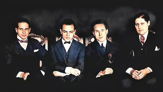 La Radio Argentina. A 105 años de la primera transmisión de los Locos de la Azotea