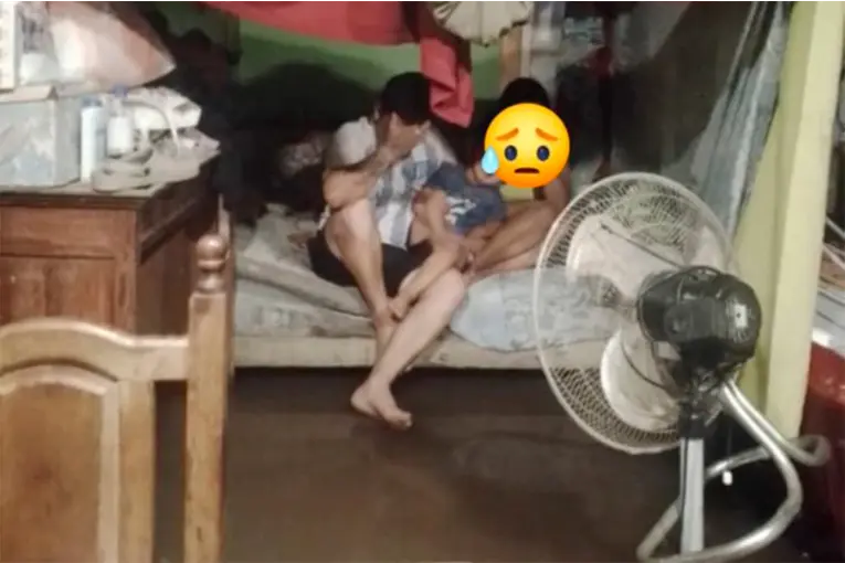 Familia inundada y anegados por un diluvio en Feliciano Foto: Despierta Feliciano