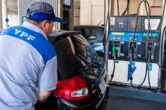 Un nuevo cambio en el esquema tributario de los combustibles. Foto: (Archivo).