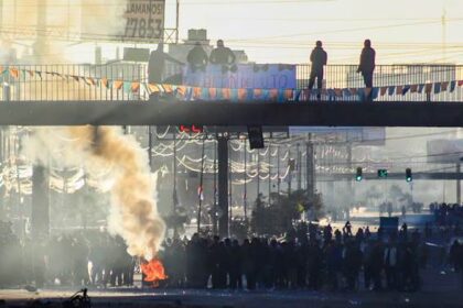 Bloqueo de rutas en El Alto por parte de manifestantes contrarios al gobierno de Paz. EFE. EFE